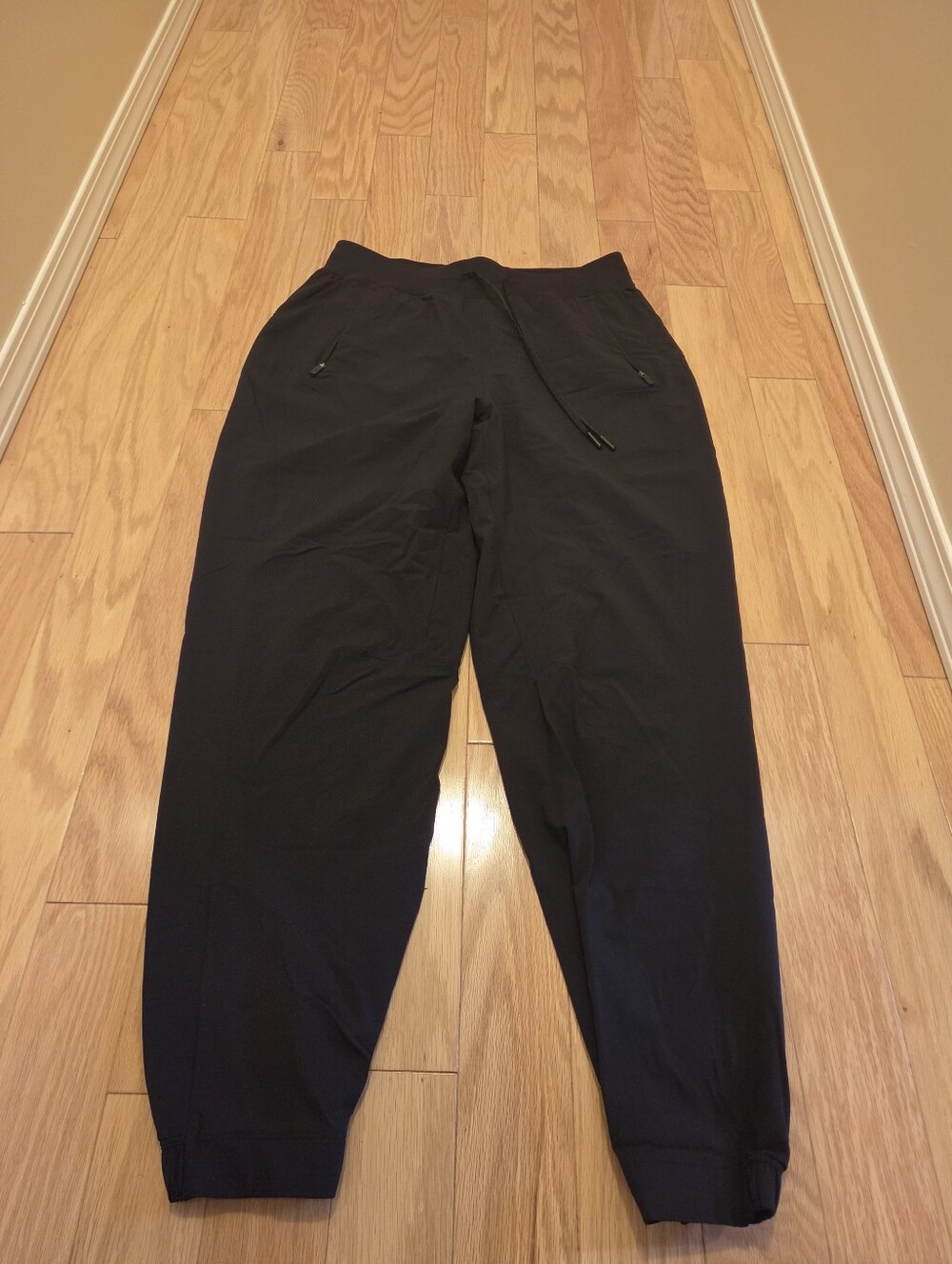 Women's Lululemon Lightweight Joggers Size 8